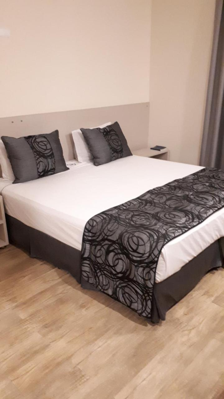 Summit Suites Hotel Cacapava Buitenkant foto