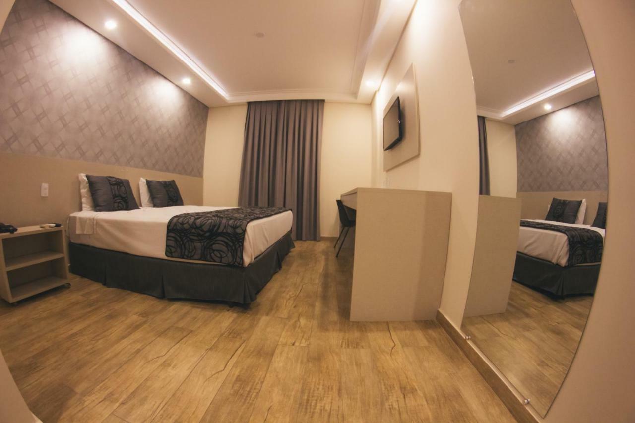 Summit Suites Hotel Cacapava Buitenkant foto