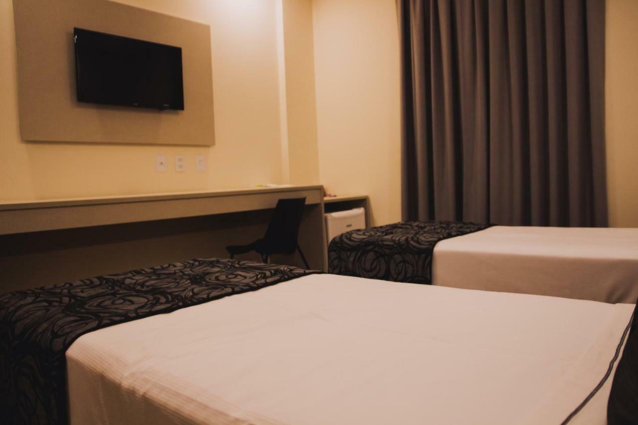Summit Suites Hotel Cacapava Buitenkant foto